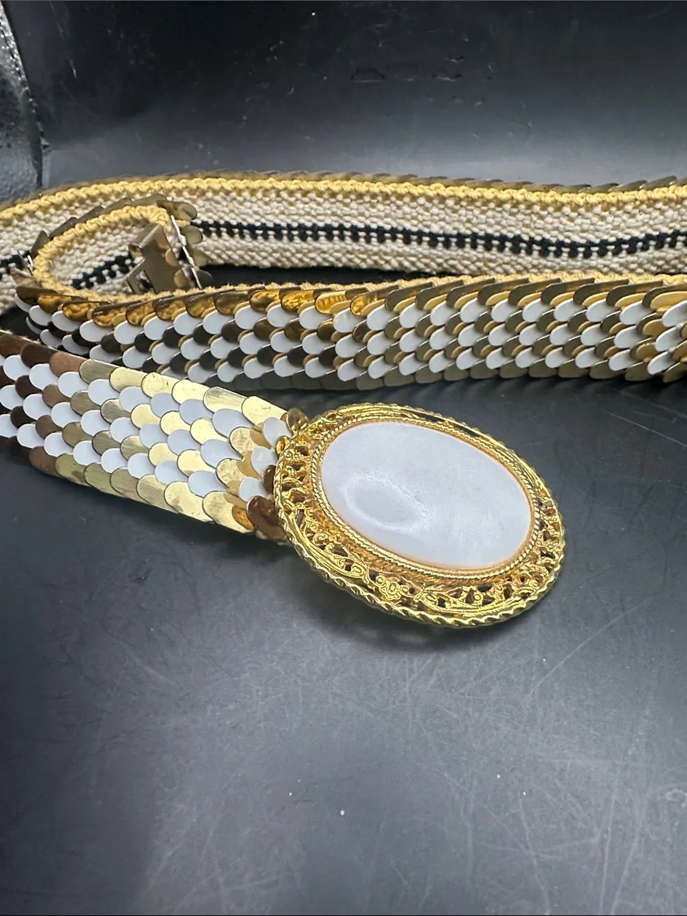 Vintage Belt Fish Scales Stretch Cinch Gold Tone Mid Century Unique
